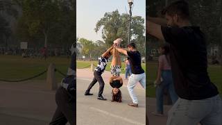 Baalo k bal kia balance shorts ytshorts gymnast parkour couplegoals [upl. by Ihsar]