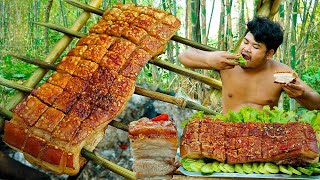 Wilderness Cooking Skill  SlowRoasted Pork Belly Hot Garlic Recipe Eating So Crispy Gordon Ramsay [upl. by Ripley]