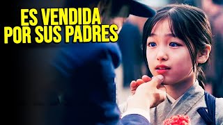 UNA NIÑ4 ASIÁTICA ES VENDIDA POR SUS PADRES PARA PAGAR DEUDAS  Resumen en 10 Minutos [upl. by Grounds]