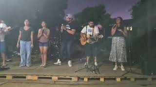 LOS MUROS CAERAN Grupo TIERRA PROMETIDA WORSHIP [upl. by Nosirrah]