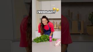 Was heißt jetzt Zwiebelsalat😂 sallyswelt zwiebelsalat lukaspodolski food fyp [upl. by Jeanna]