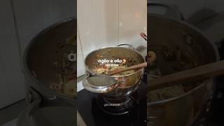 aglio e olio🍤 pasta cooking aglioolio shorts [upl. by Ielak]