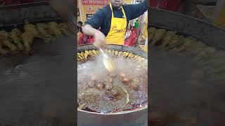 Chikka litti streetfood chikkalittichokha famous chikka litti [upl. by Nanfa]