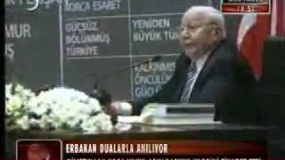 Nimetullah Hoca Erbakan Hocanın ra Kabri Başında [upl. by Devy]