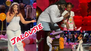 Jalousie version Live Viviane Chidid et Pape Cheikh Diallo todj nagn Grand Théâtre Bal des enfants… [upl. by Anoblav]