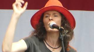 Edie Brickell amp New Bohemians  What I Am Austin TX 2018 [upl. by Alikahs620]