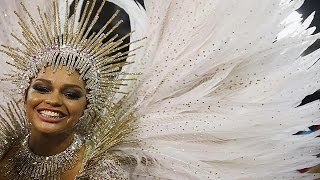 Brasile va in scena il carnevale di Rio [upl. by Hersch]