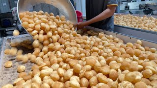 Fully Automatic Golgappa Production in Surat  Street Food [upl. by Morvin936]