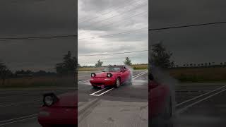 Girlfriends first ever burnout  NA Miata [upl. by Wiatt]