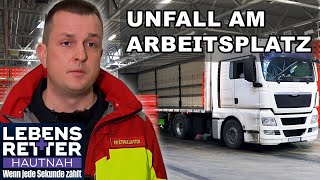 Arbeitsunfall Fahrer bei Containerverladung schwer verletzt  Lebensretter hautnah  SAT1 [upl. by Neeloc]