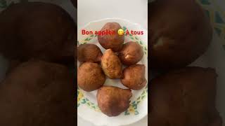 Cuisine 🧑‍🍳 🇨🇩 recette de beignet 🍩 au banane 🍌 et flocons d’avoine au beurre 🧈 et lait 🥛 [upl. by Eido]