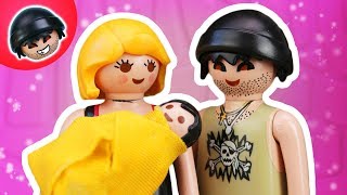 KARLCHEN KNACK  Unser Baby wird  Playmobil Polizei Film 93 [upl. by Htesil]