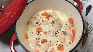 Ragout de saumon  a salmon blanquette [upl. by Mehcanem940]