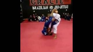 Tito santos finaliza luta de jiu Jitsu super rápido [upl. by Norling238]