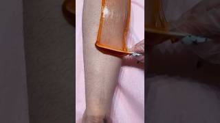 Quick Leg Wax Application⭐️ wax waxing satisfying legwax legwaxing hairremoval ytshort yt [upl. by Yasui724]