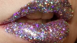 3D Silver Glitter Lips Tips Trick amp Tutorial [upl. by Nikral]