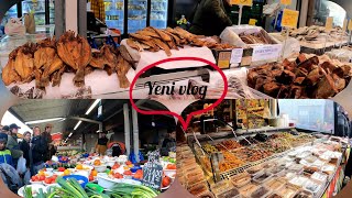 HAAGSE MARKT VLOG februari 2024 5 [upl. by Nosnirb83]