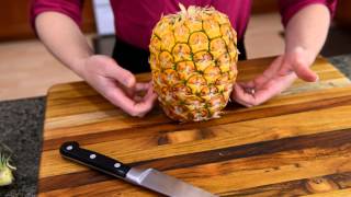 How to choose amp cut a pineapple [upl. by Eaton]