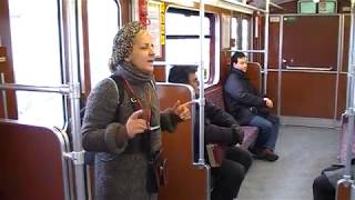 Spanische live music in der Berliner UBahn Linie 1 von der Uhlandsraße bis Warschauer Straße [upl. by Jennine]