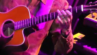 Yes quotThe Clapquot  Steve Howe acoustic guitar solo  live 9424 4 SPAC Saratoga SpringsNY [upl. by Emmalynne]