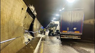 65 Trucking in Sweden  Truck Driving in Stockholm Sweden  Köra i Stockholm foryou [upl. by Pang]