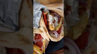 ✅ Cum se face gyros de pui 🥙 reteta autentica💯 reteta de sos tzatziki ‼️food cooking gyros [upl. by Vanda]