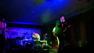 Go gentle amp Minnie the moocher live Revolution Live Rockers 05042014 [upl. by Helfant]