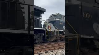 Ns 1070 Wabash heritage unit on 28R in high point norfolksouthern train [upl. by Jarlathus]