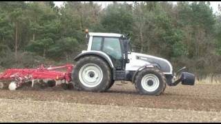 Valtra  Powershift versus CVT [upl. by Anrev]