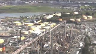 Martinez refinery releases petroleum coke Incident prompts hazmat response [upl. by Brina]