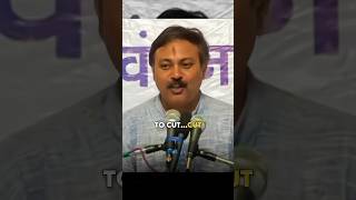 सबसे रद्दी भाषा है English rajivdixit shorts [upl. by Etnod876]