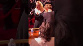 Adele rompe en llanto al ver a Céline Dion entre el público durante su concierto en Las Vegas🥹 [upl. by Artied]