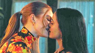 Cheryl and Veronika Poison Kiss  Riverdale Season Finale [upl. by Belvia]