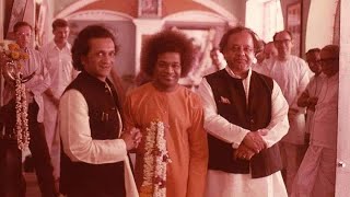 Pandit Ravi Shankars interview with Sathya Sai Baba [upl. by Harelda]