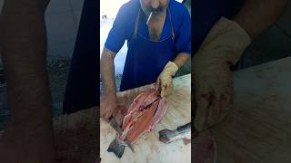 Filleting salmon with your eyes closed fishcutting [upl. by Weinstock]