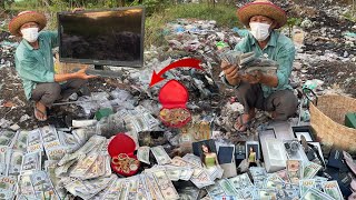 Wow lucky man found a lot of money  and good thing at landfill behind the market [upl. by Lynden543]