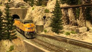 Wonderful US model railroad layout in HO scale [upl. by Yeslaehc]