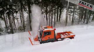 Schneeschleuder auf MAN TGA und Fendt im Einsatz [upl. by Nyrek485]