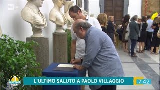 Funerali di Paolo Villaggio laddio di figli e colleghi  Unomattina Estate 06072017 [upl. by Aitahs]