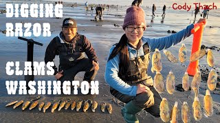 Digging Razor Clams Grayland Beach Washington [upl. by Ibloc]