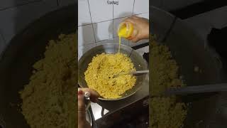 बेसन लाडू♥️ ytshorts recipe cooking reel trading ladoo besanladoorecipeoftheday recipeviral [upl. by Steinway713]