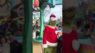 AN ICONIC ENTRANCE FROM THE GRINCH AT UNIVERSAL STUDIOS ORLANDO  GRINCHMAS [upl. by Suzzy950]