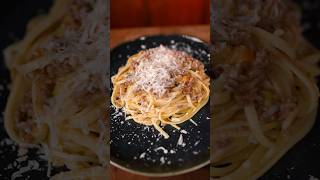 Pasta con ragù giallo alla bolognese recipe 🤤 Lionfield shorts italianfood [upl. by Sheridan]