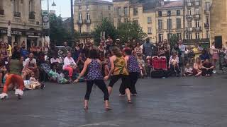 Association Yobalema Grand Sabar  Spectacle fin dannée du 30 juin 2018 place St Michel [upl. by Troth118]