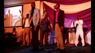 Denzel Prempeh  Local Worship Medley TGH 2011 [upl. by Tannenbaum]