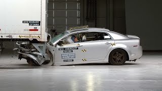 Wabash semitrailer underride guard test  IIHS TOUGHGUARD winner [upl. by Reilly]