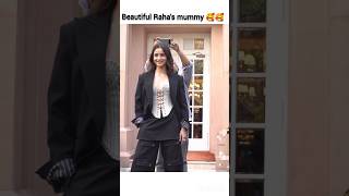 Beautiful Rahas mummy 🥰🥰❤️❤️bollywood aliyabhatt shortvideo shorts short viralreels video [upl. by Chatterjee557]