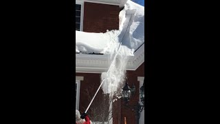 Snow Rake❄️ SNOWPEELER Roof Rake for Snow Removal Shorts [upl. by Nahshon]