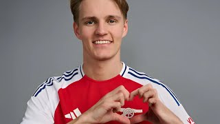 MARTIN ODEGAARD SHOWING ARSENAL NEW KIT 202425 SEASON [upl. by Anehsak]