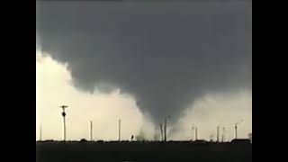 Clearwater  Haysville KS Tornado  April 26 1991 [upl. by Malva383]